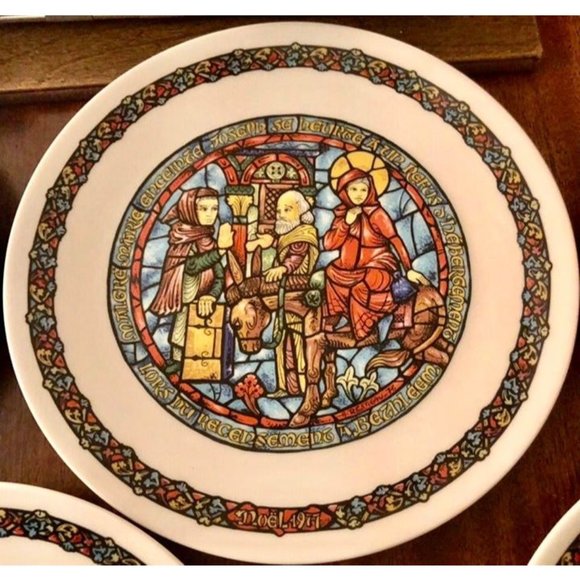 4 D’Arceau Limoges NOEL VITRAIL Stained Glass Religious Christmas Plates 1976-79 - Picture 2 of 10